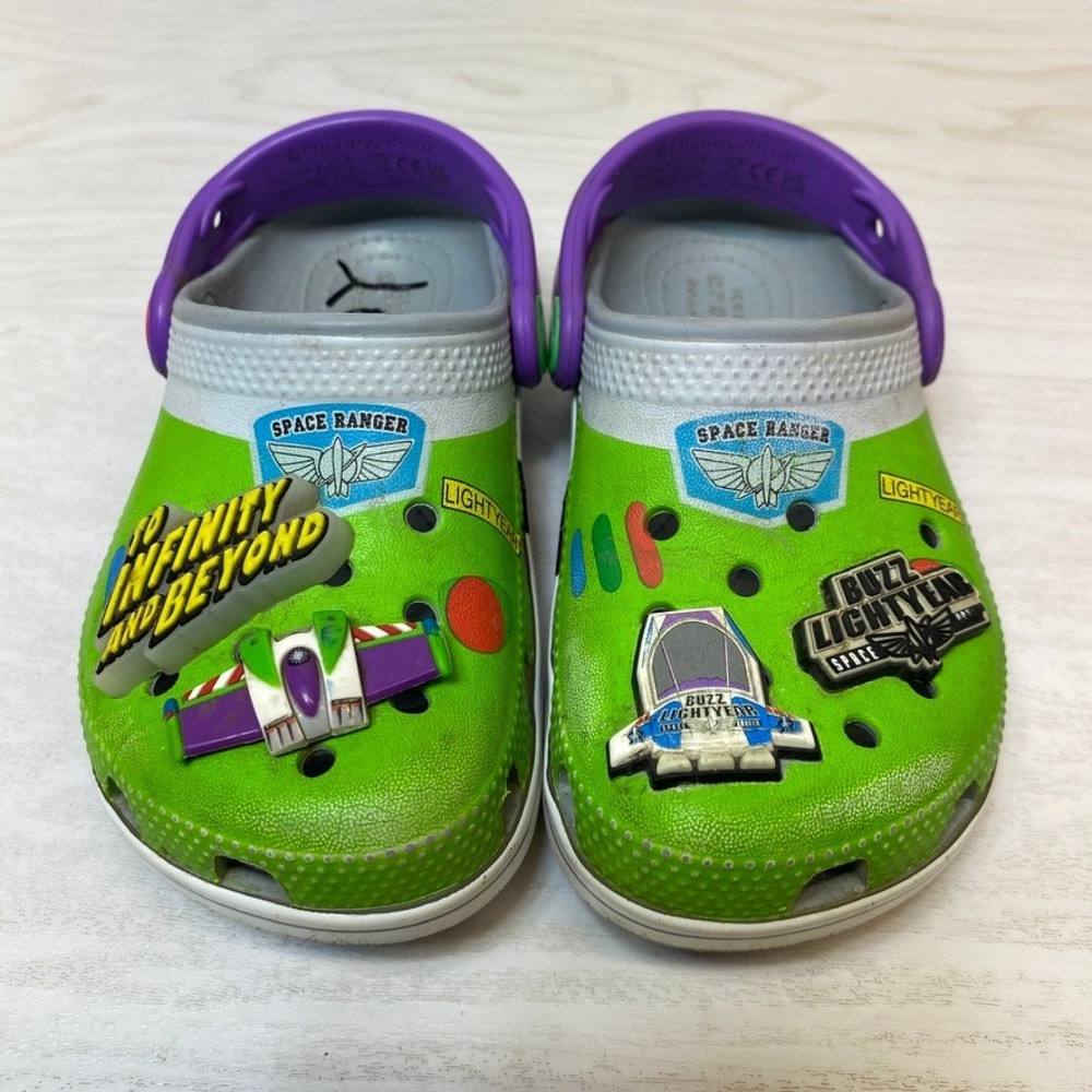 Crocs Kids Size 9 Buzz Lightyear Toy Story Clogs Green Purple Disney Shoes